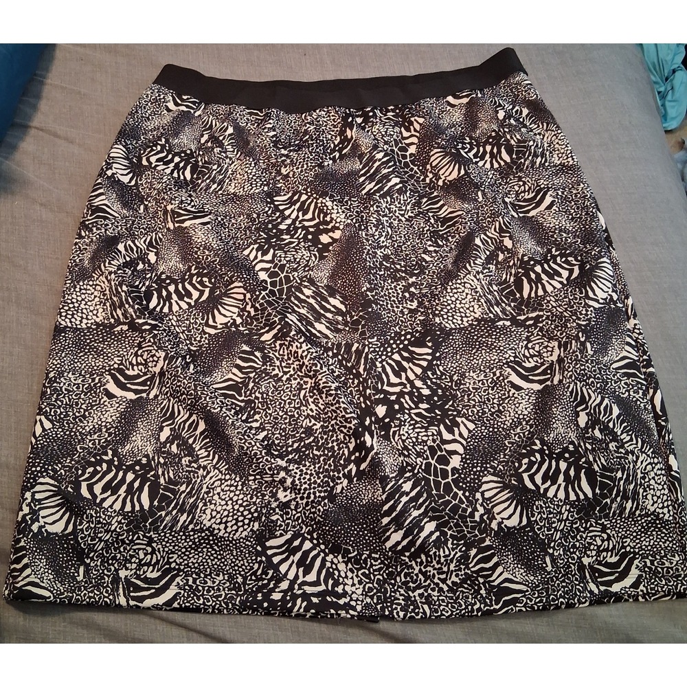 NWT Ashley Stewart Zebra Print Scuba Skirt Black White Plus Size 26/28  Stretch